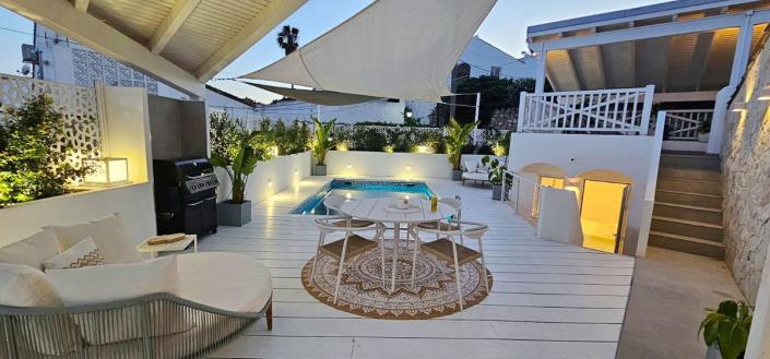 Image No.2-3 Bed Villa for sale