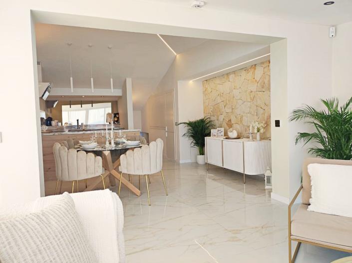 Image No.8-3 Bed Villa for sale