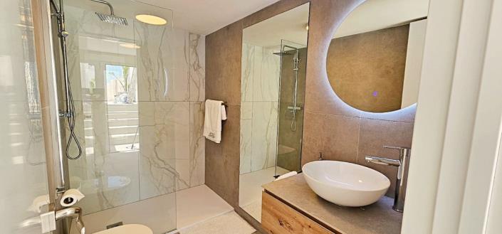 Image No.36-3 Bed Villa for sale