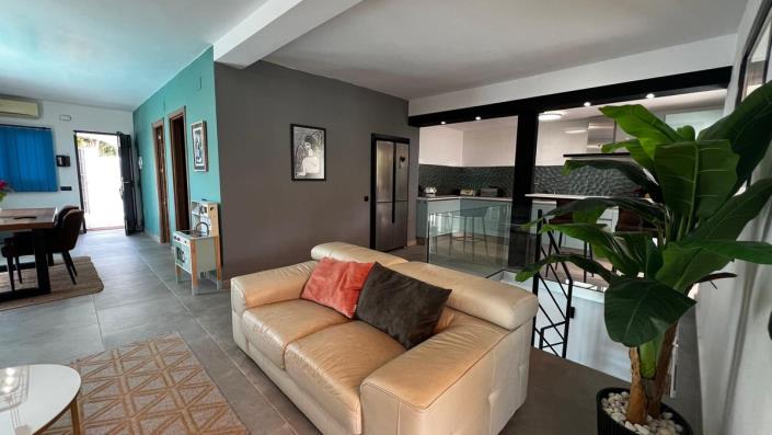 Image No.15-3 Bed Villa for sale