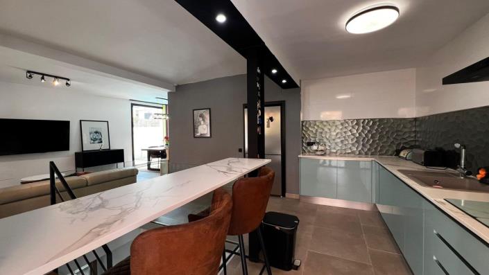 Image No.20-3 Bed Villa for sale