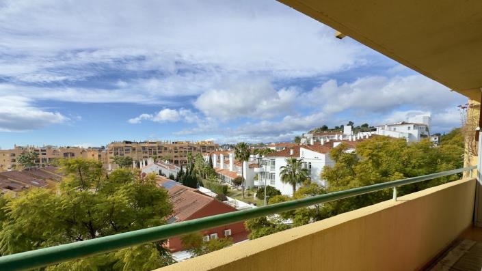 Image No.15-2 Bed Apartment for sale