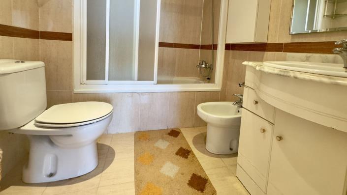 Image No.18-2 Bed Apartment for sale