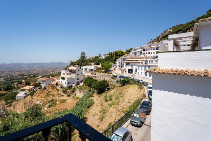 Image No.7-3 Bed Apartment for sale