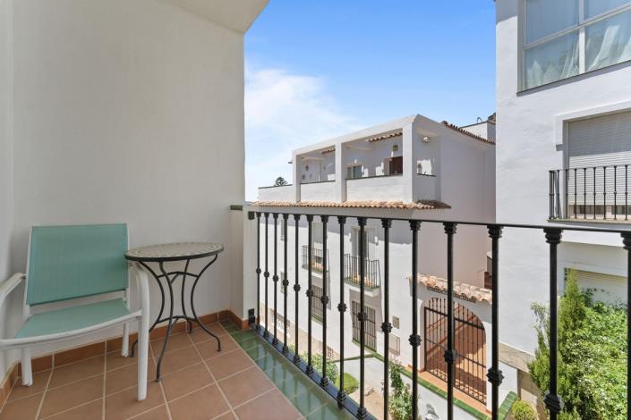 Image No.23-3 Bed Apartment for sale
