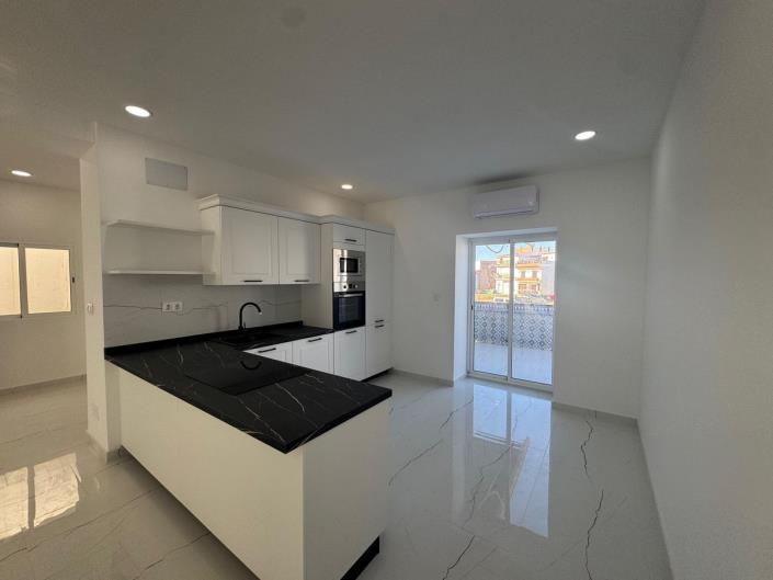 Image No.3-3 Bed Penthouse for sale