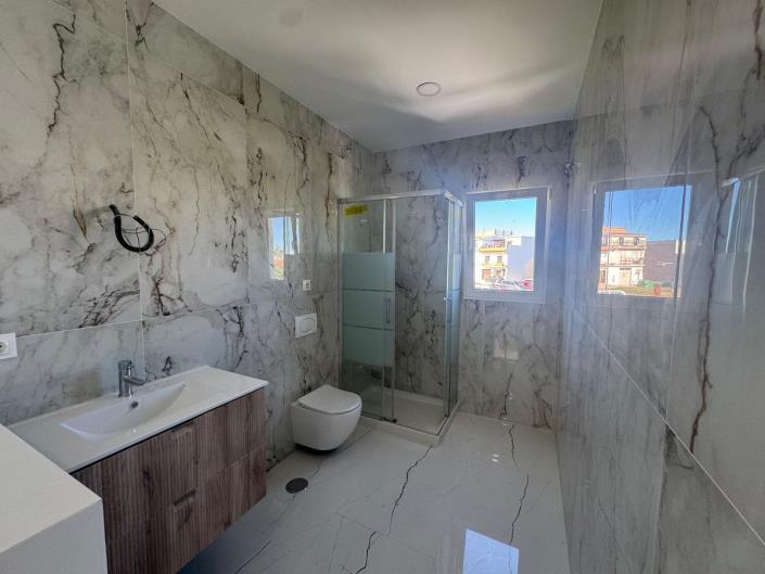 Image No.8-3 Bed Penthouse for sale