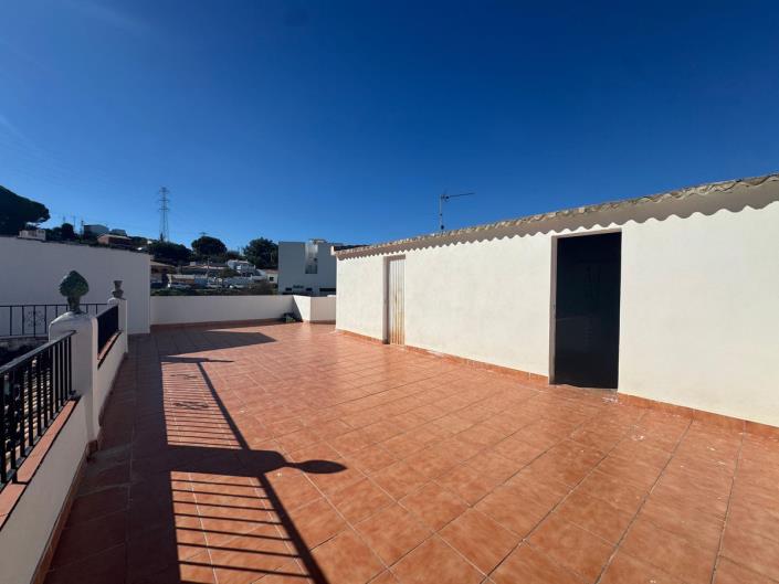 Image No.14-3 Bed Penthouse for sale