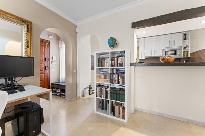 Image No.8-2 Bed Apartment for sale