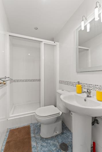 Image No.18-2 Bed Apartment for sale