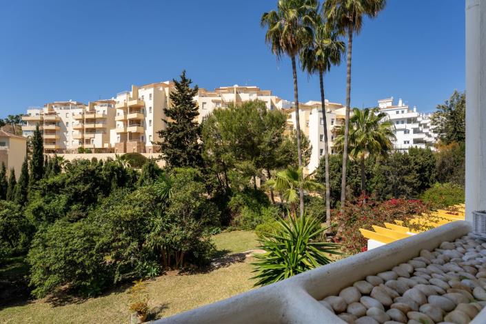 Image No.23-2 Bed Apartment for sale