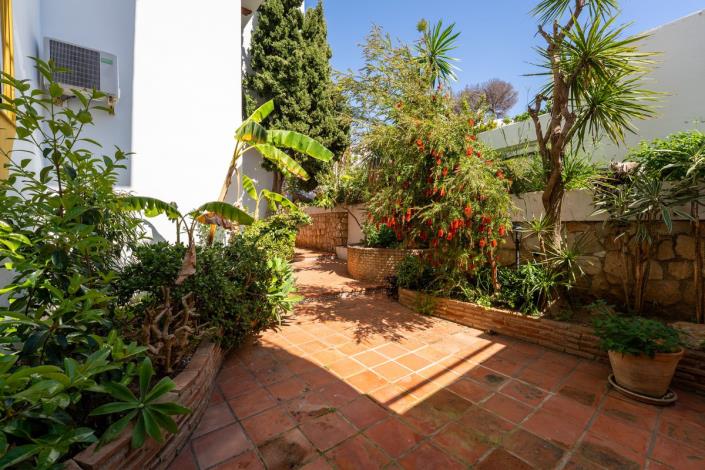 Image No.27-2 Bed Apartment for sale