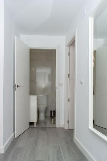 Image No.11-1 Bed Apartment for sale