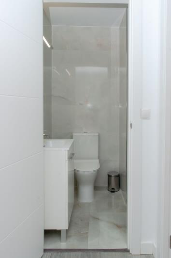 Image No.21-1 Bed Apartment for sale