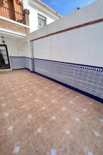 Image No.5-4 Bed Townhouse for sale