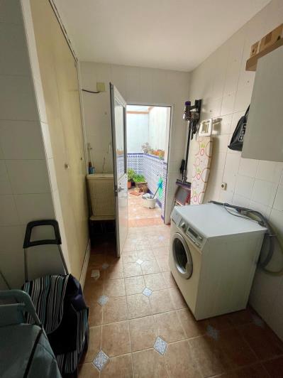 Image No.15-4 Bed Townhouse for sale