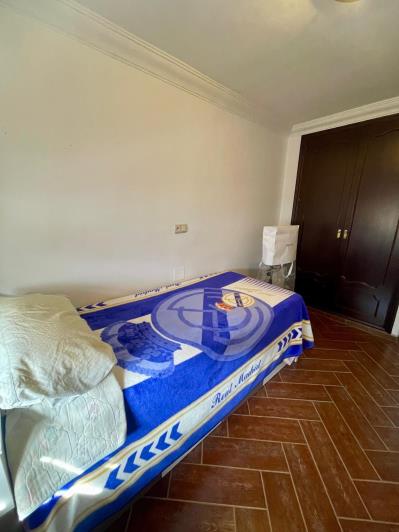 Image No.22-4 Bed Townhouse for sale