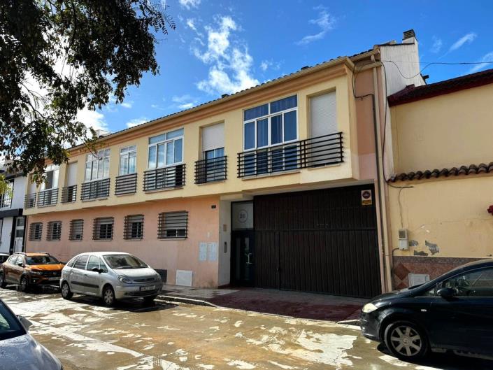 Image No.28-3 Bed Apartment for sale