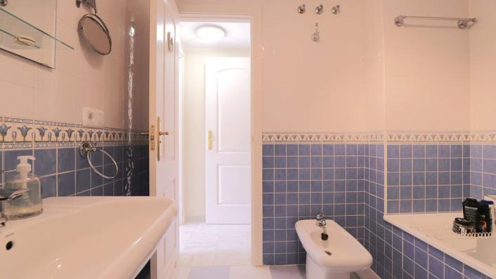 Image No.12-2 Bed Apartment for sale