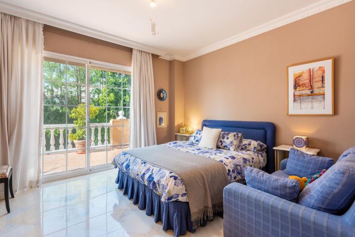 Image No.14-5 Bed Villa for sale