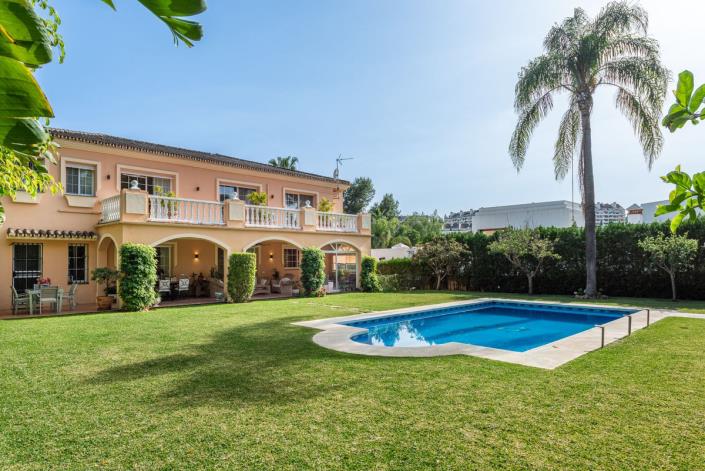 Image No.22-5 Bed Villa for sale