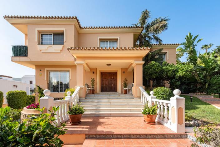 Image No.23-5 Bed Villa for sale