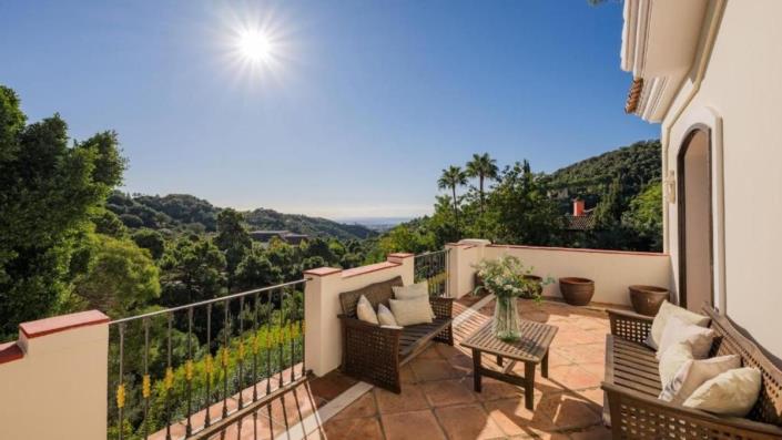 Image No.4-5 Bed Villa for sale
