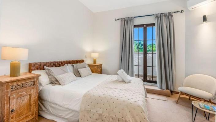Image No.23-5 Bed Villa for sale