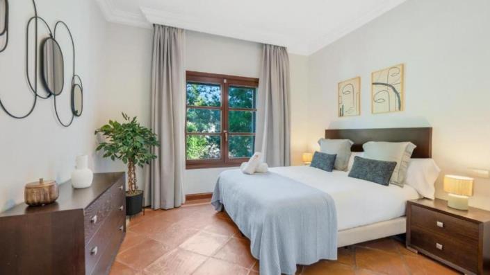 Image No.31-5 Bed Villa for sale