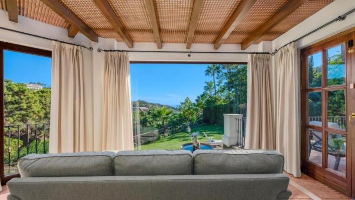 Image No.38-5 Bed Villa for sale