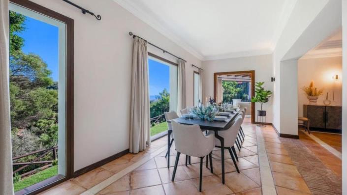 Image No.40-5 Bed Villa for sale