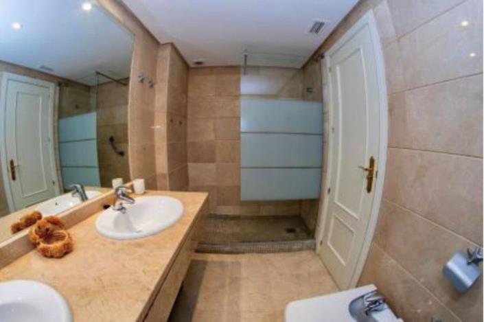 Image No.12-2 Bed Apartment for sale