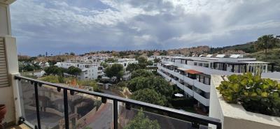 11-20939a0134ad724a8cb2a801094d15a4