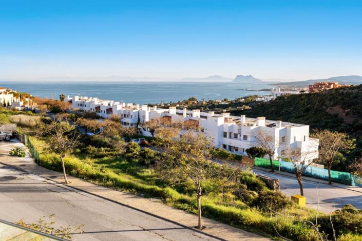 Image No.18-3 Bed Townhouse for sale