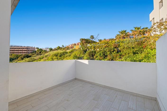 Image No.31-3 Bed Townhouse for sale