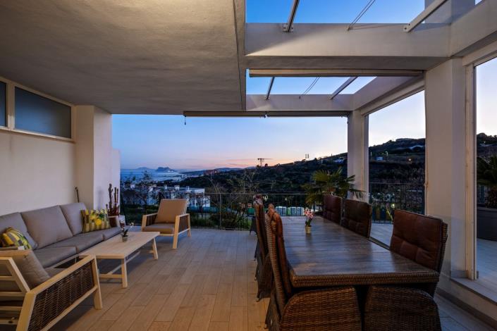 Image No.41-3 Bed Townhouse for sale