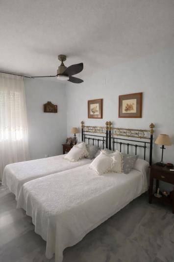 Image No.10-2 Bed Apartment for sale