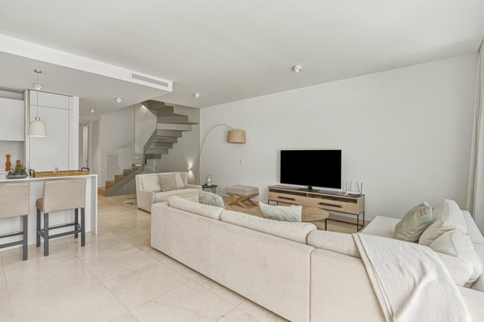 Image No.3-4 Bed Townhouse for sale