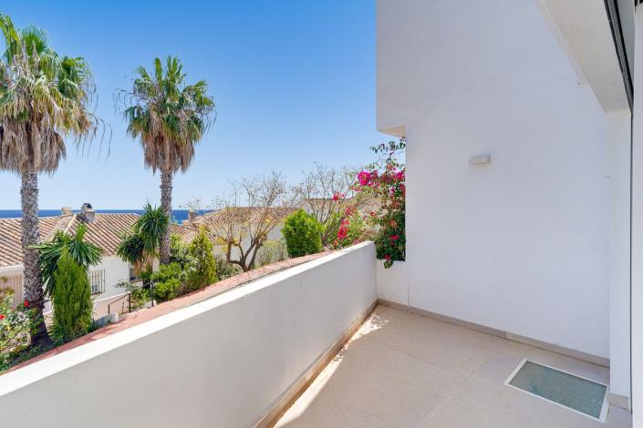 Image No.8-4 Bed Townhouse for sale