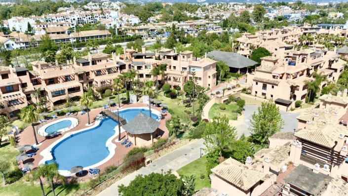 Image No.23-2 Bed Apartment for sale