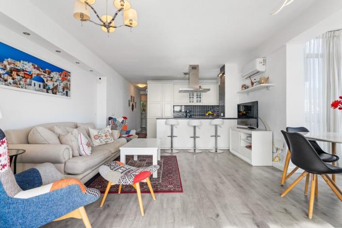 Image No.8-2 Bed Apartment for sale