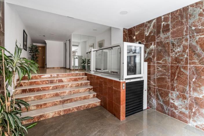 Image No.23-2 Bed Apartment for sale