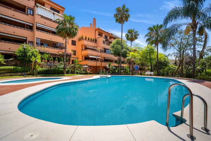 Image No.9-3 Bed Apartment for sale