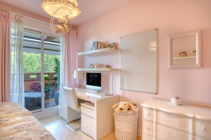 Image No.15-3 Bed Apartment for sale