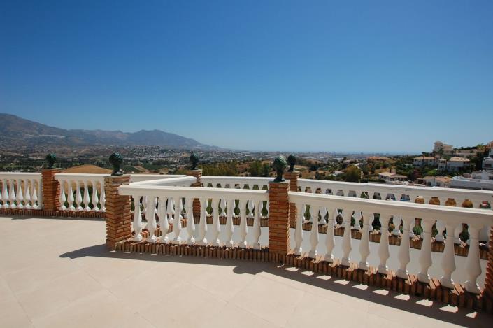 Image No.17-3 Bed Villa for sale