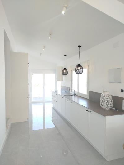 Image No.26-3 Bed Villa for sale