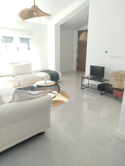 Image No.28-3 Bed Villa for sale