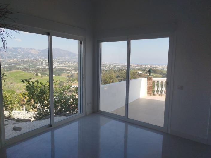 Image No.44-3 Bed Villa for sale