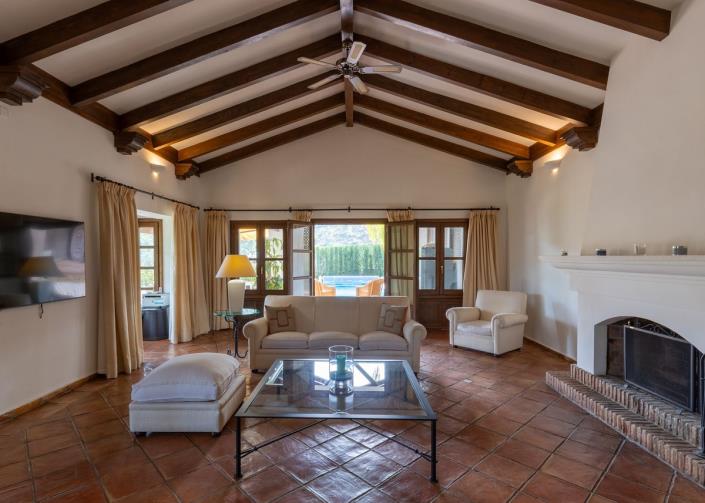 Image No.3-4 Bed Villa for sale