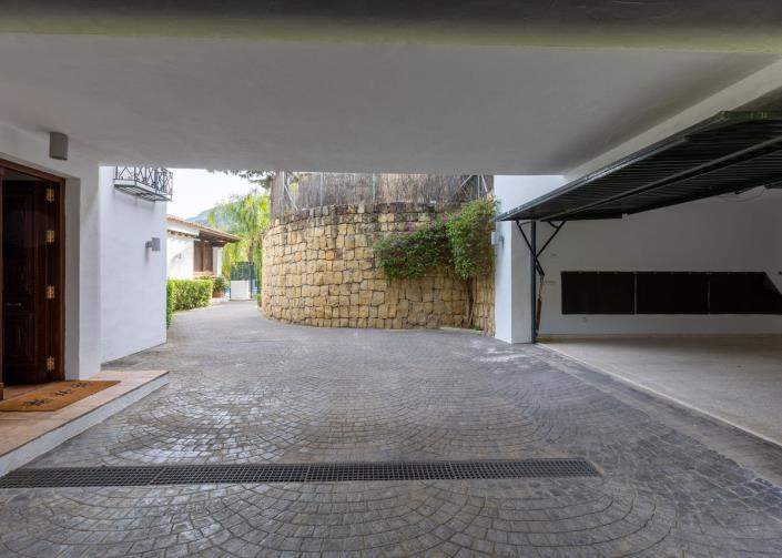 Image No.20-4 Bed Villa for sale